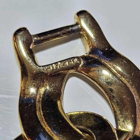 **Sale** VTG Monet Chain Bracelet Gold Tone Curb Link Classy Bold Statement 7.5" - Picture 8 of 16